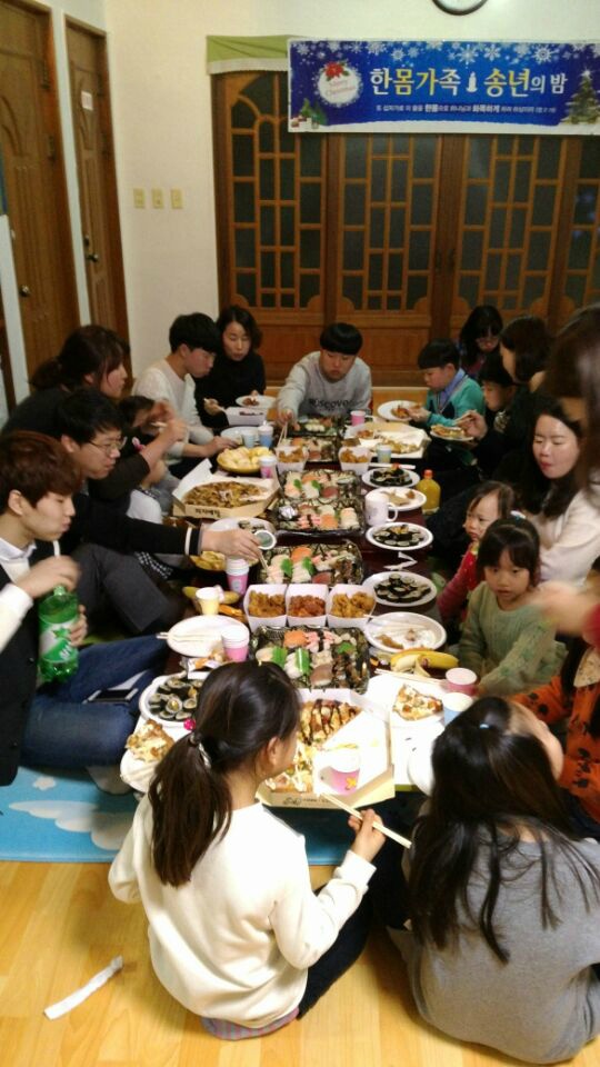 KakaoTalk_Moim_5iWPV5PkFWsSlI1vQxHAclumU3pTDH.jpg